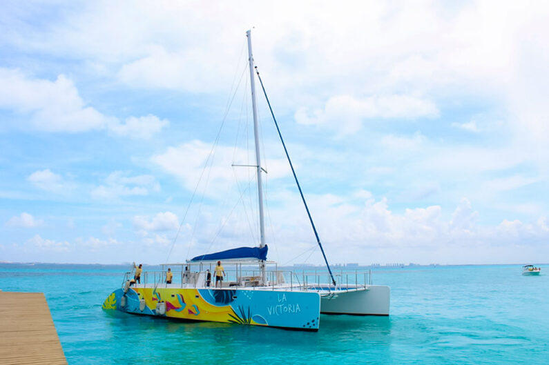 catamaran en cancun