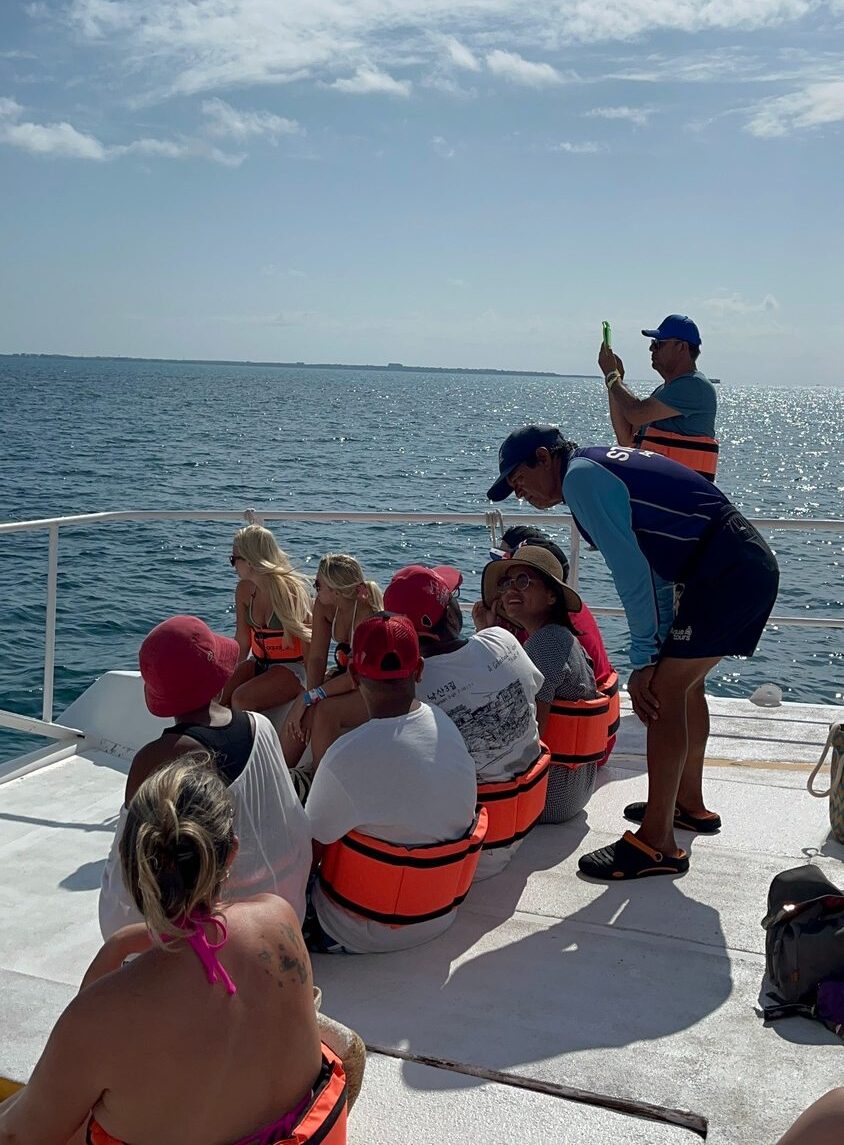 catamaran tour isla mujeres