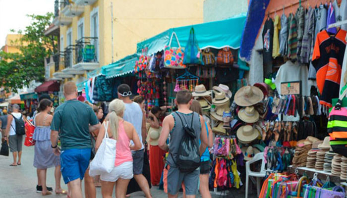 que hacer en el centro de isla mujeres